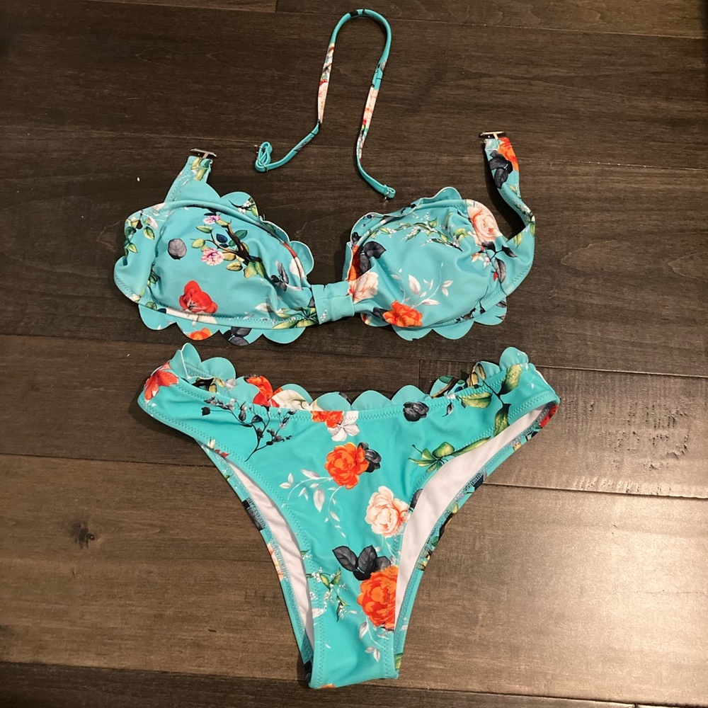 NWOT CupShe never worn bikini!